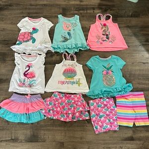 Tommy Bahama Lot size 3/4 girl